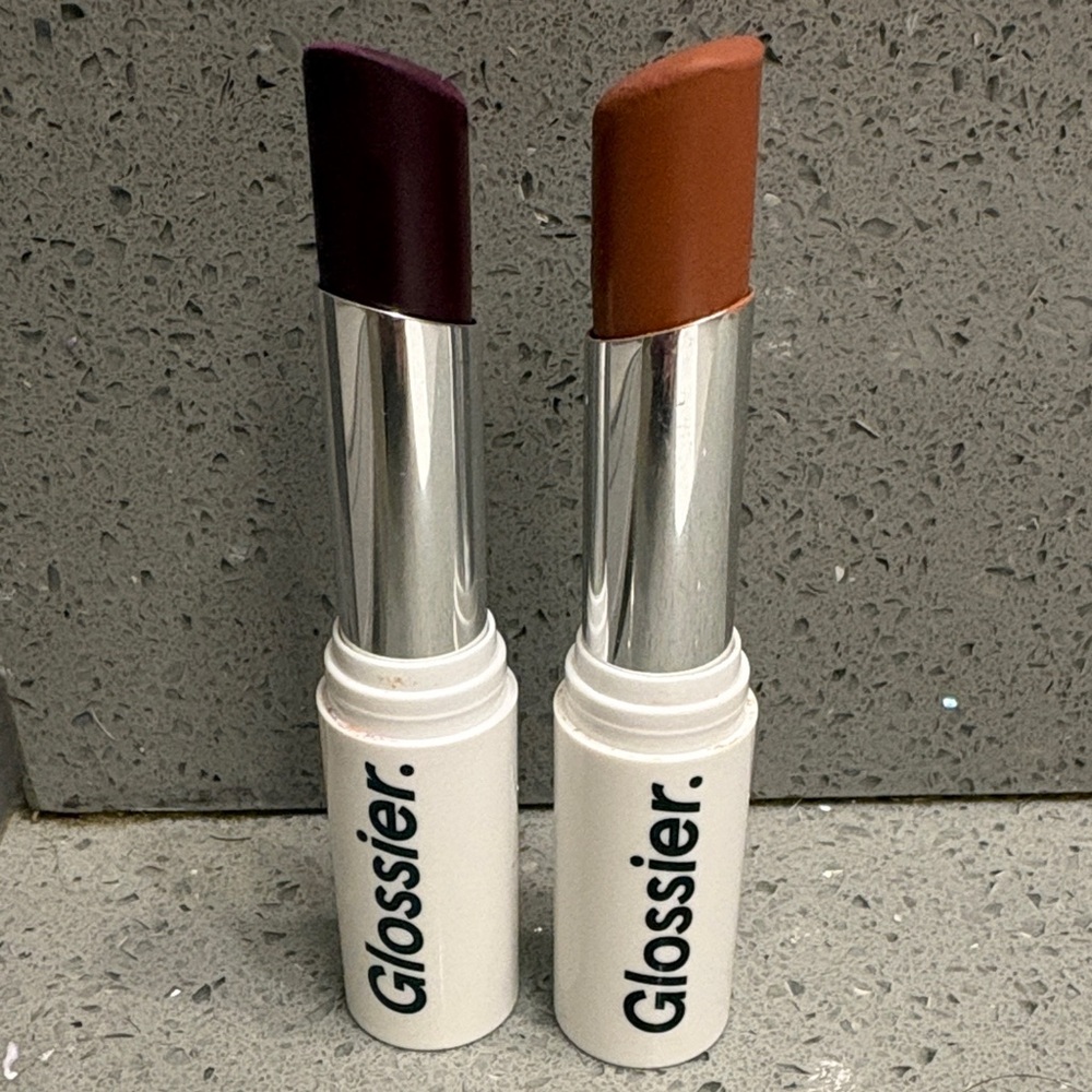 Glossier lipsticks Jam and Cake